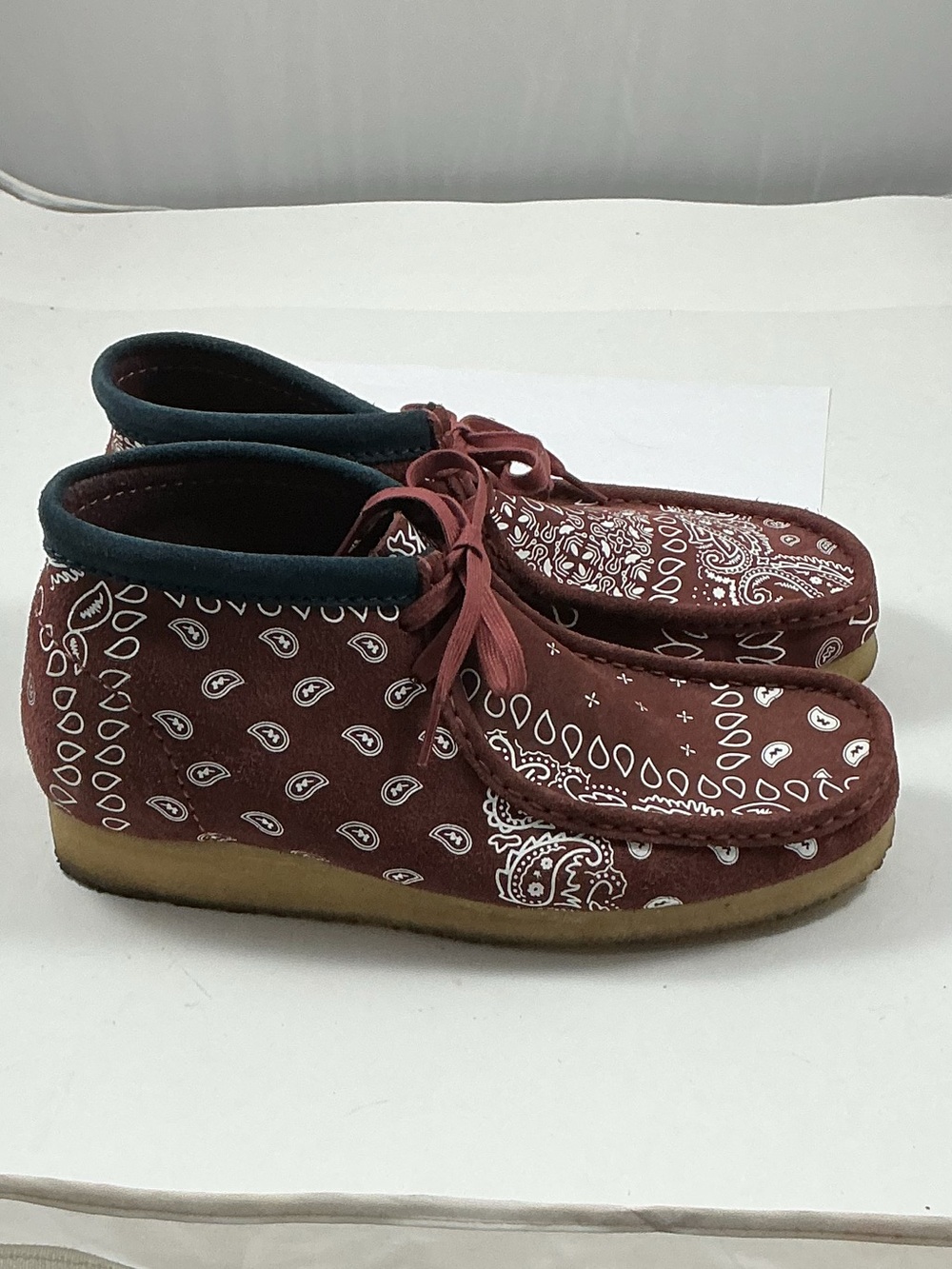 Clark’s Original Wallabee Boots Brick Paisley Size 10